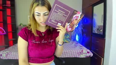 kimberly online show from 02/03/25, 01:08