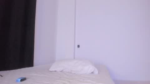 Snapshot of kimbaileys chatting on 04/08/26, 02:11 kim online show from 04/08/26, 02:11