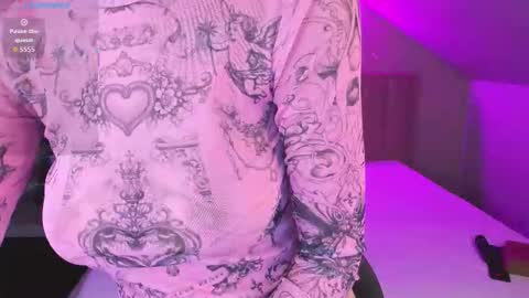 kimberlly_smith online show from 12/16/25, 12:15