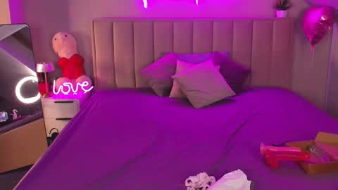 kimberlly_smith online show from 03/02/26, 11:55