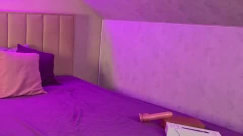 kimberlly_smith online show from 06/03/26, 11:21