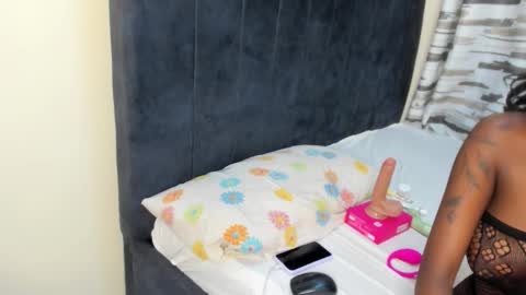 kimberly_blaze online show from 02/20/26, 07:25