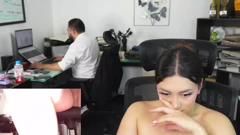 Snapshot of kimberly_clars chatting on 12/05/24, 11:40 Kimberly 1200-1900 GMT-5 online show from 12/05/24, 11:40