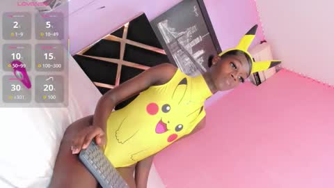 Snapshot of kimberly_ebonny chatting on 11/21/25, 04:33 kimberly_ebonny online show from 11/21/25, 04:33