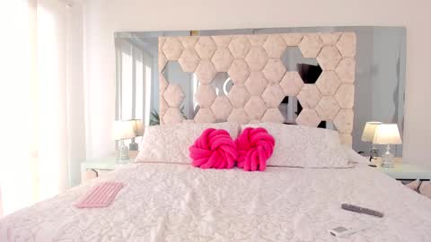 Snapshot of kimberly_hot2 chatting on 01/17/25, 08:22 Melissa online show from 01/17/25, 08:22