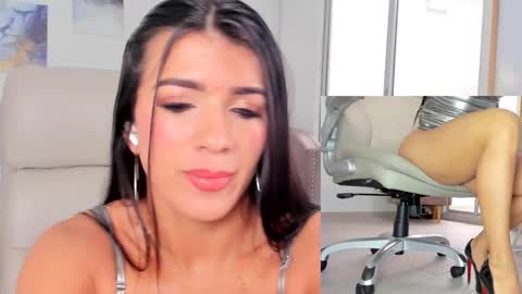 Snapshot of kimberly_hot2 chatting on 02/24/25, 05:20 Melissa online show from 02/24/25, 05:20