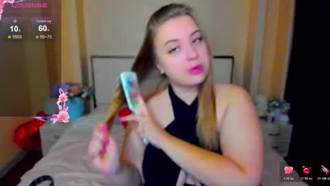 kimberly_mm online show from 11/05/25, 05:35