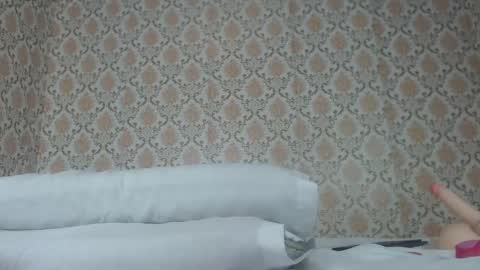 Kimberly online show from 02/18/25, 02:16