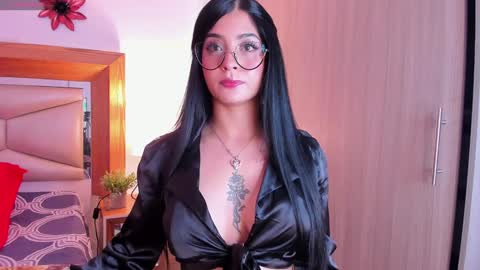 Snapshot of kimberly_sha chatting on 12/05/24, 06:22 kimberly shaw online show from 12/05/24, 06:22