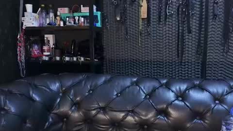 Snapshot of kimberly_swan_ chatting on 12/17/24, 12:23  KIMBERLY SWAN  online show from 12/17/24, 12:23