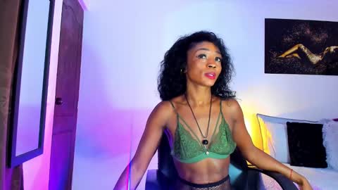 Snapshot of kimberlybanks2 chatting on 02/27/25, 07:26 Kimberly Banks online show from 02/27/25, 07:26