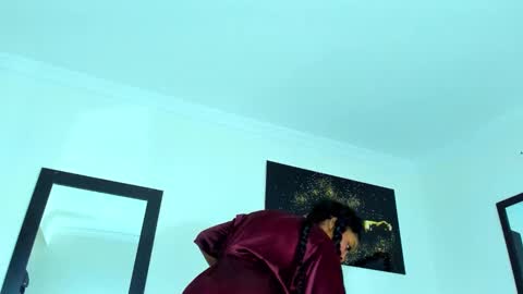 Kimberly Banks online show from 02/11/26, 10:09