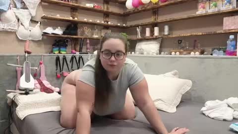 kimberlycaprice online show from 02/25/25, 05:19