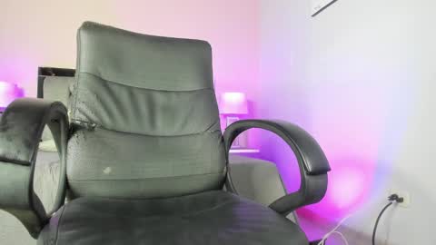 kimberly online show from 03/01/25, 02:26