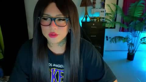 Kimberly Polizzi     online show from 11/29/25, 04:15