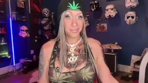 Snapshot of kimberlynnhaven chatting on 09/29/25, 07:08 Kimber Haven online show from 09/29/25, 07:08