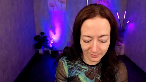 Kimberly online show from 02/07/25, 01:53