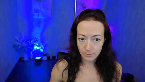 Kimberly online show from 09/15/25, 08:47