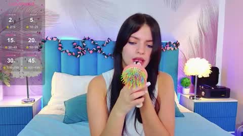 Kim online show from 11/10/25, 06:56