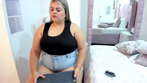 KimBrooks online show from 01/18/25, 02:23