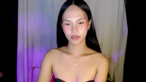 Reyna online show from 05/08/26, 03:50