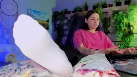 kimclarks online show from 06/17/26, 03:24