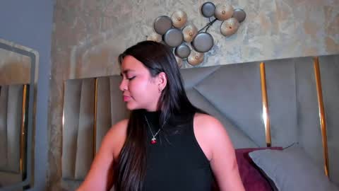 Snapshot of kimdevinne chatting on 06/04/26, 02:39 KIM online show from 06/04/26, 02:39