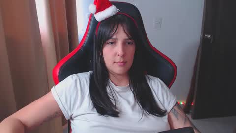 Kim 3 online show from 12/28/24, 08:47