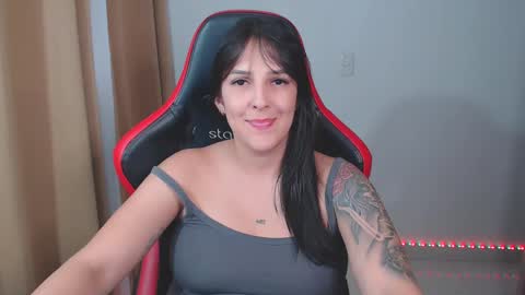 Kim 3 online show from 02/02/25, 10:17