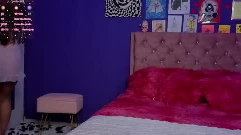 Snapshot of kimhilton_ chatting on 02/13/26, 05:25 kimhilton online show from 02/13/26, 05:25