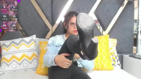 Kimy online show from 11/14/25, 01:54