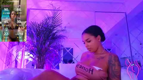 Kim online show from 11/28/25, 06:16