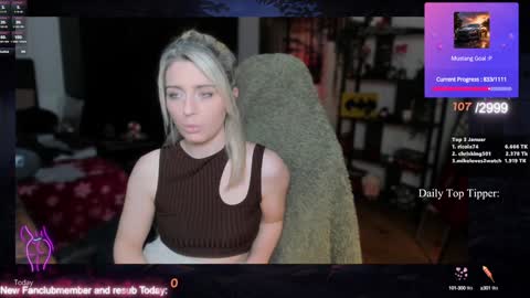 Snapshot of kimilee22 chatting on 01/11/25, 11:46 Wolfs Girl online show from 01/11/25, 11:46