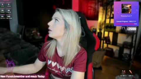 Snapshot of kimilee22 chatting on 02/03/25, 05:56 Wolfs Girl online show from 02/03/25, 05:56