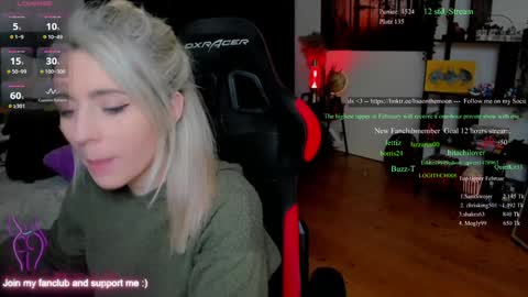 Snapshot of kimilee22 chatting on 02/08/26, 08:45 Wolfs Girl online show from 02/08/26, 08:45