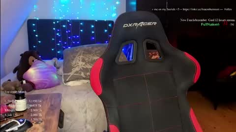 Snapshot of kimilee22 chatting on 03/17/26, 08:45 Wolfs Girl online show from 03/17/26, 08:45