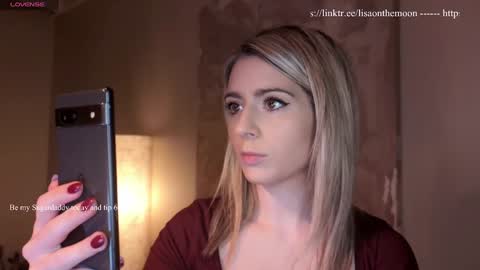 Snapshot of kimilee22 chatting on 03/25/26, 08:26 Wolfs Girl online show from 03/25/26, 08:26