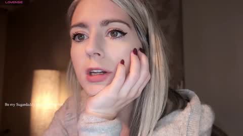 Snapshot of kimilee22 chatting on 03/27/26, 07:46 Wolfs Girl online show from 03/27/26, 07:46