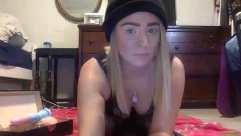 kimkreemz online show from 10/30/25, 03:24
