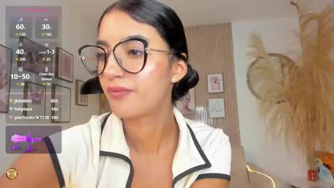 Kim  online show from 02/11/25, 04:01