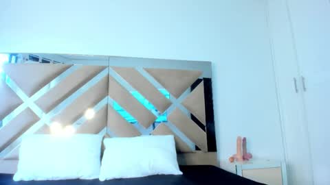 kimm_santos online show from 02/12/26, 08:26