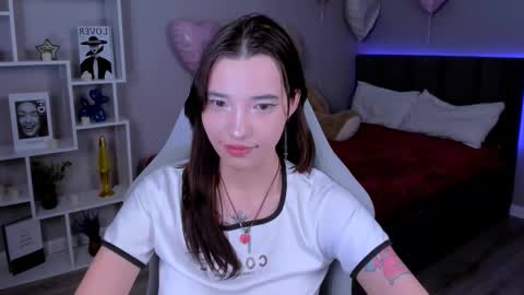 Snapshot of kimm_wong chatting on 03/16/26, 05:44 kimm wong online show from 03/16/26, 05:44