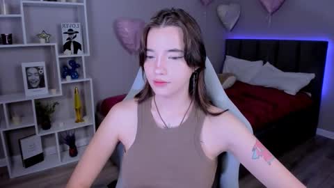 Snapshot of kimm_wong chatting on 03/17/26, 02:49 kimm wong online show from 03/17/26, 02:49