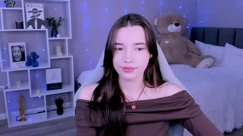 Snapshot of kimm_wong chatting on 05/14/26, 03:57 kimm wong online show from 05/14/26, 03:57