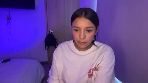 Snapshot of kimmi_foxy chatting on 04/21/26, 09:50 kimmi online show from 04/21/26, 09:50