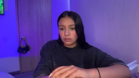Snapshot of kimmi_foxy chatting on 06/05/26, 03:29 kimmi online show from 06/05/26, 03:29