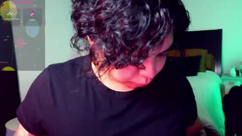 Kimmi online show from 11/16/25, 02:39