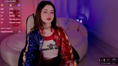  Your Kimmie  follow me  online show from 11/21/25, 02:38