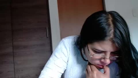 Kimmy online show from 03/12/25, 03:29