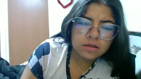 Kimmy online show from 11/28/25, 03:14